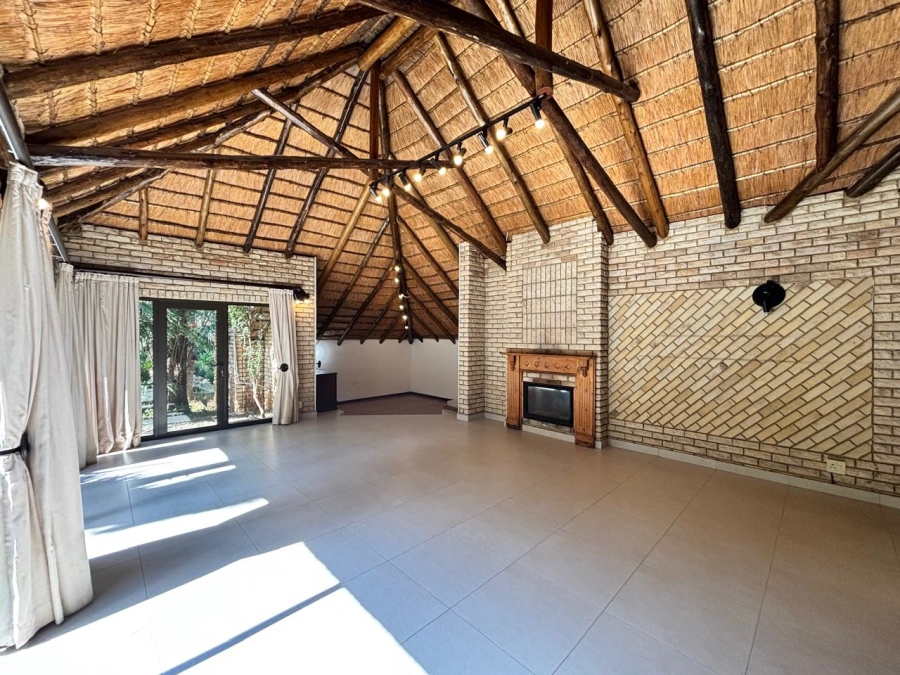 3 Bedroom Property for Sale in Mooivallei Park North West